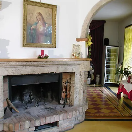 Panzió Piane Di Enea *